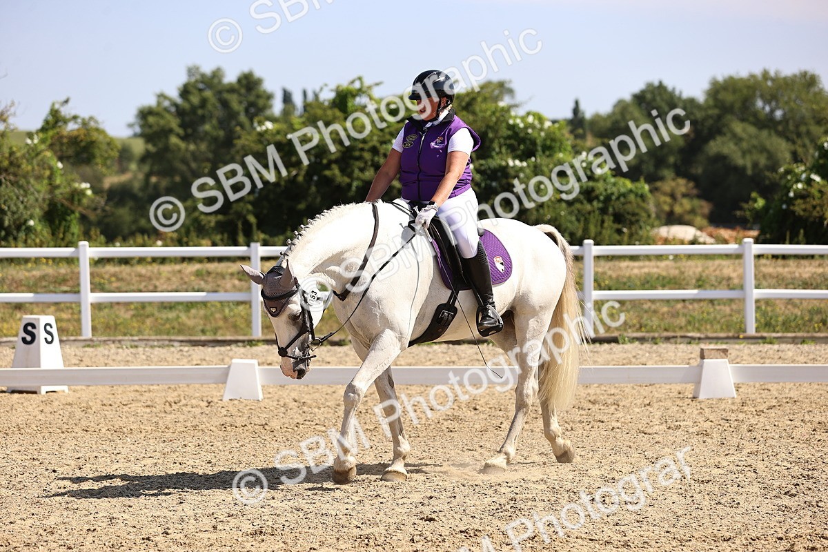 SBM_009356 - Novice 5 - 9.50-10.53