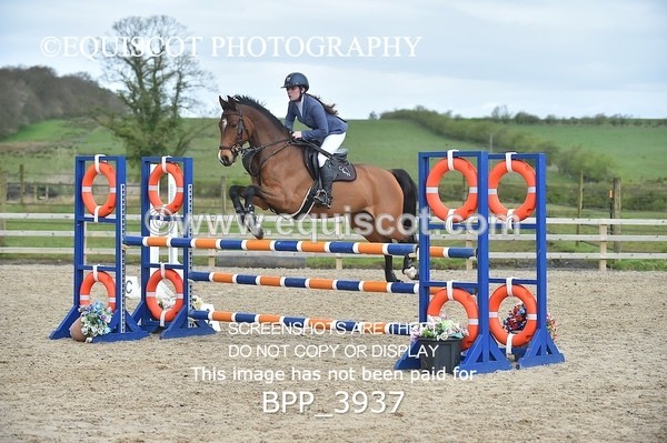 BPP_3937 - CLASS 4 Senior Newcomers/ 1.10m Open