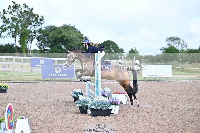 250627-170502-00840 - Cls 6 Stepping Stones 128cm and 138cm