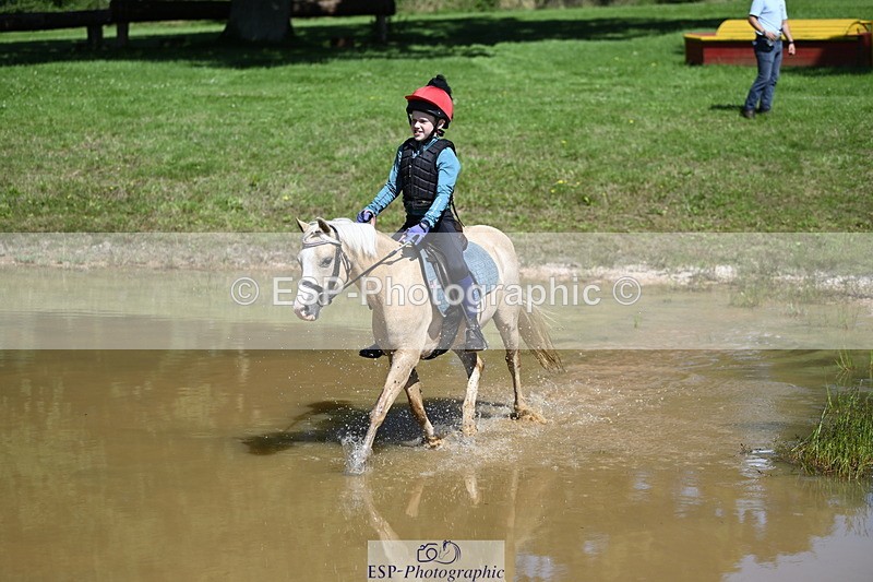 240728B-112102-00898 - Theo's Group XC