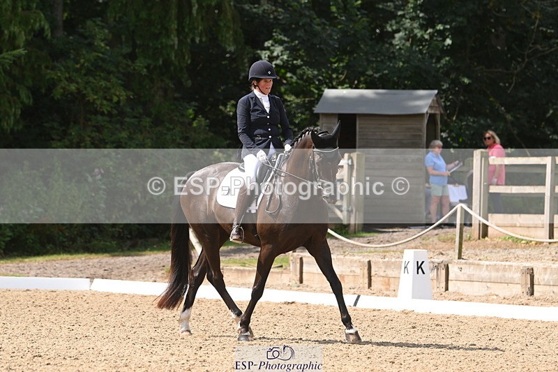 250720A-105902-09800 - 169-Caroline.Squire-Viva.Venezuela