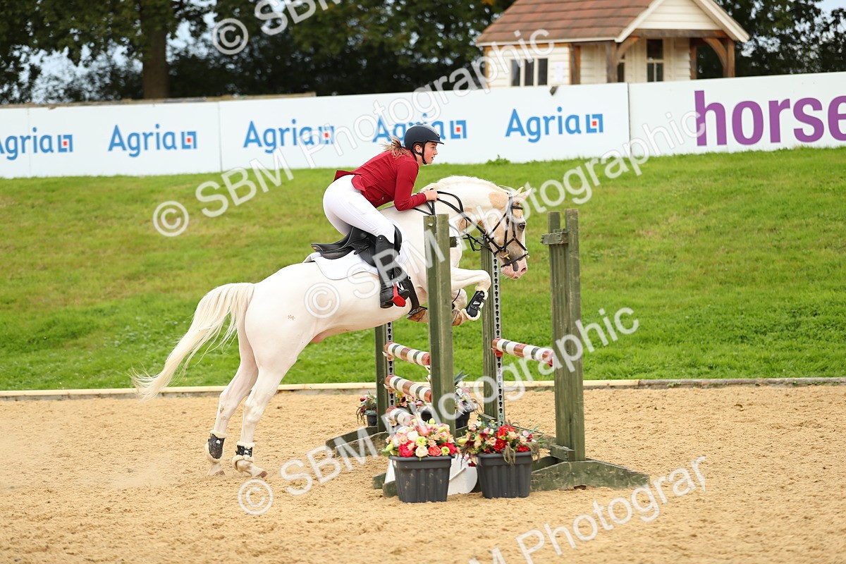 SBM_76047 - J19 - Junior 90cm Supreme Championship