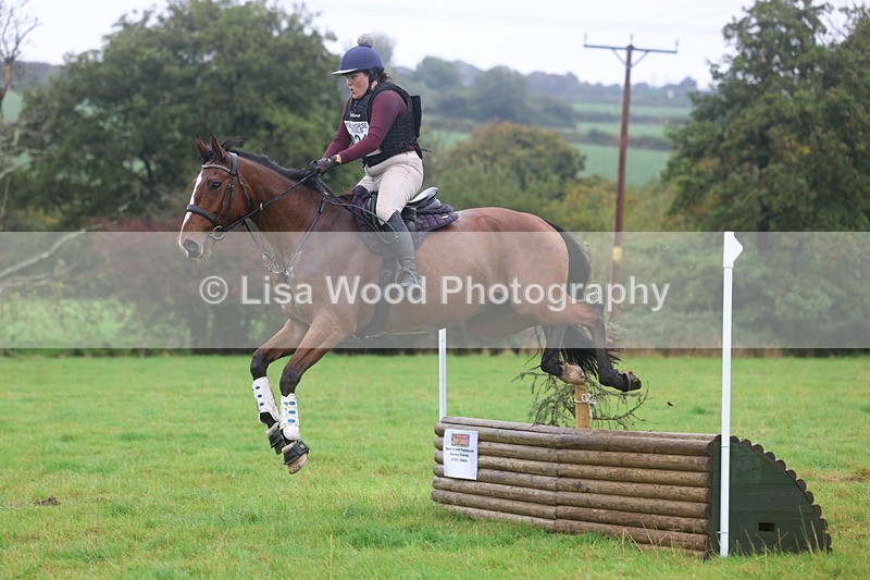 3E7A1337 - Class 2: 70cm: Half Roll Top