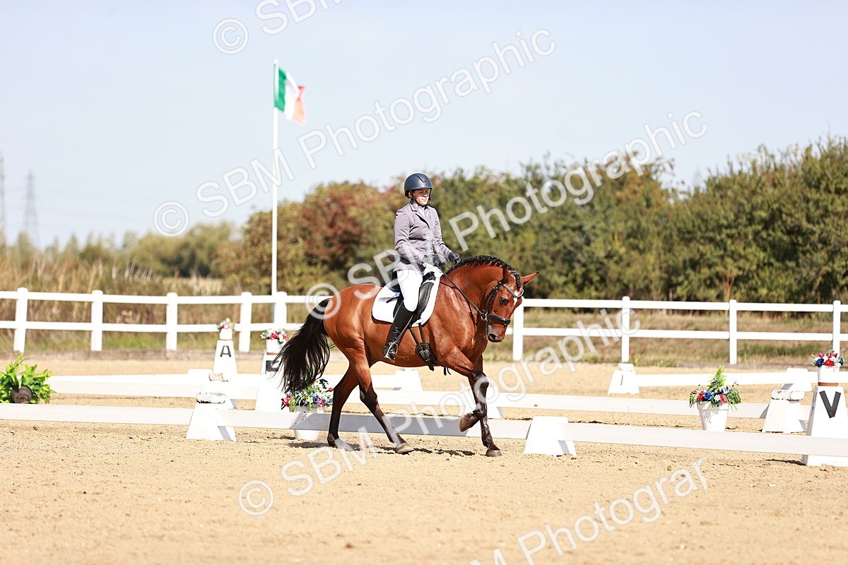 SBM_004502 - Class 12 - Novice 5 - 10.31-11.41