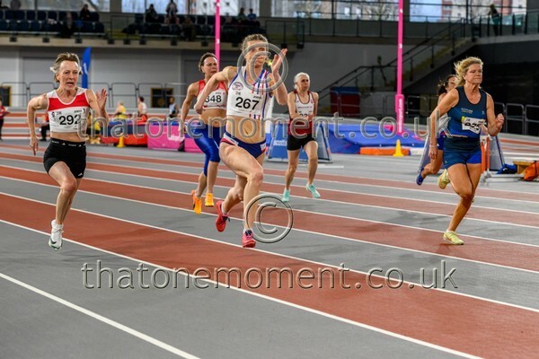 MastRelay26-915984 - Masters Set One