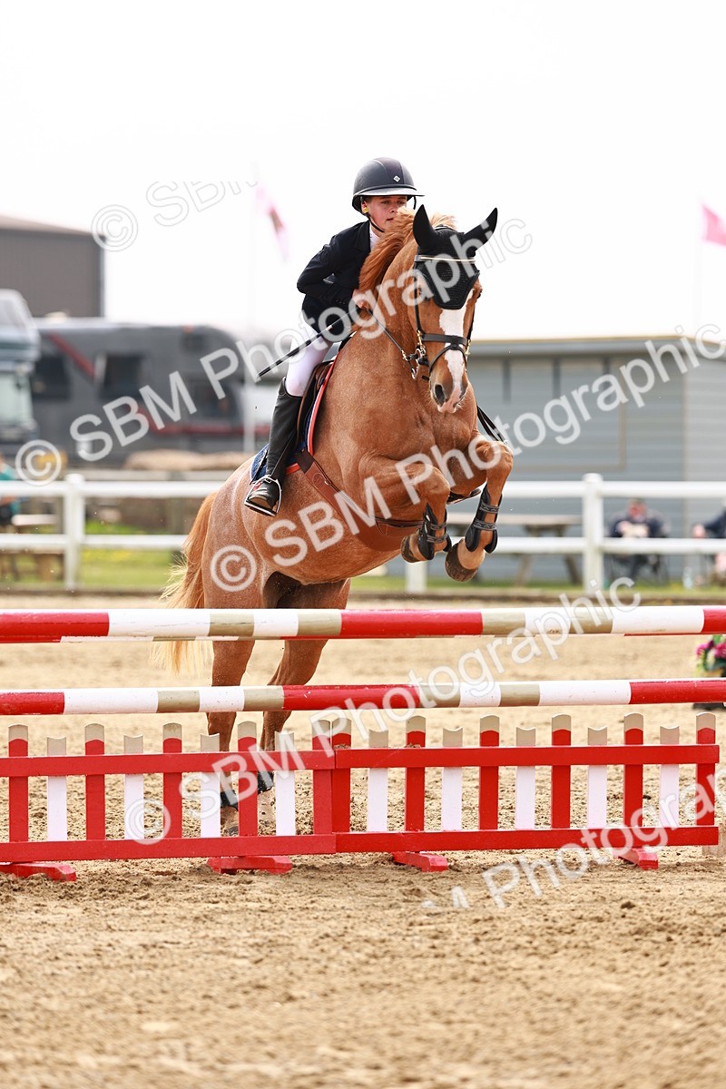  - Class 17 - Senior 1.05m