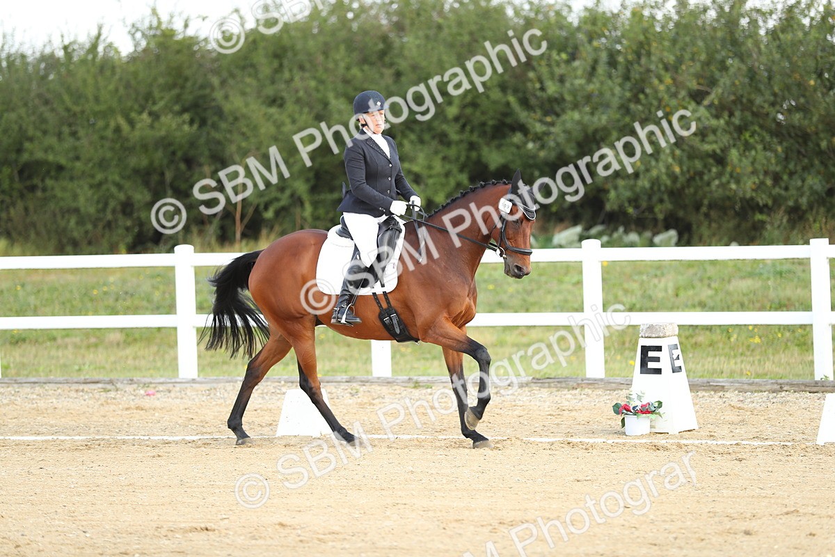 SBM_015475 - Class 14 - Novice 23 - 10.29-11.32