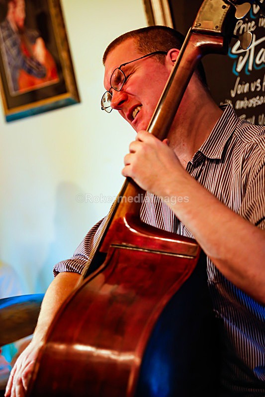  - TOM & SIMON GARDNER PLAY BROTHERS CANDOLI