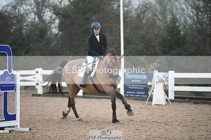 241103A-111702-07738 - SUN Cls 21 Snr Newcomers and 1.10m Open