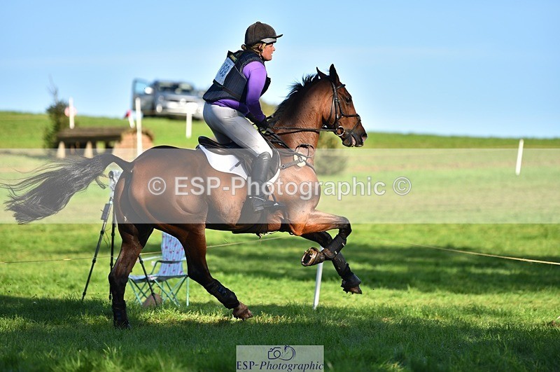 231022-152918-29366 - 359-ROSSDARRAGH.NERO-Charlotte.Rowe-XC