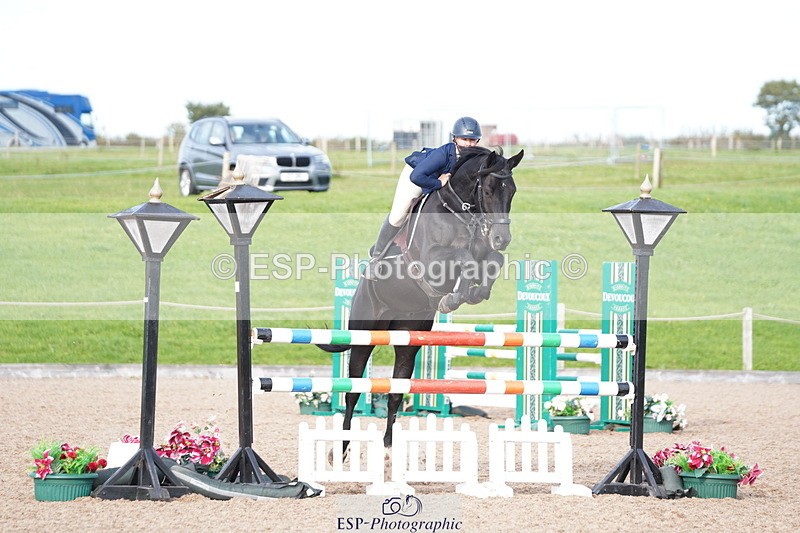 241005A-161738-05184 - SAT Cls 12 Snr Fox & 1.20m Open