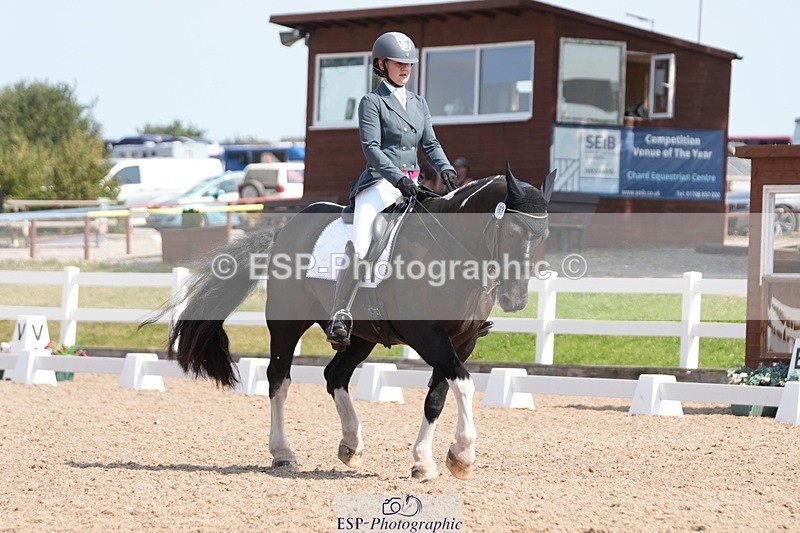 250817-122329-09022 - 163-Hannah.TownleyThe.Domino.Effect