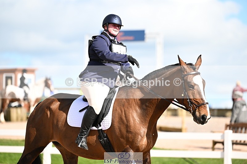 240324A-134034-03717 - Novice 27, 12.30 to 13.50