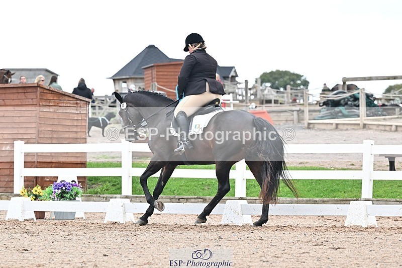 250907-134258-08564 - 013-Mairead.DolanBelperhill.Aint.She.Sweet