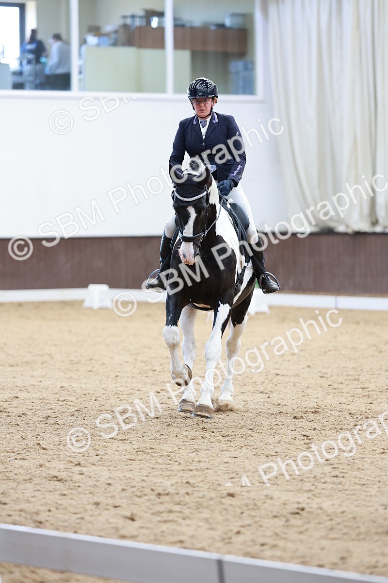 SBM_008271 - Class 6b - Novice 6 - 9.28-10.41