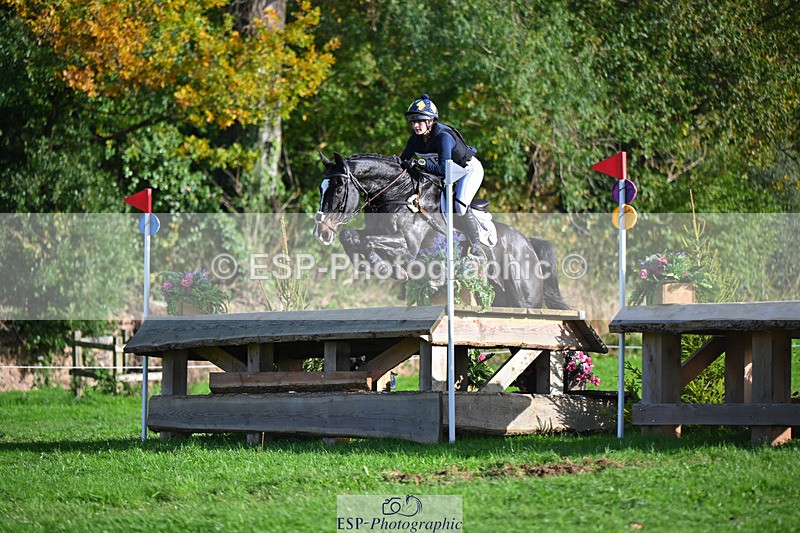 241025-151315-09406 - 215-Chloe.Livesey-SPORTSFIELD.LORD.LIVESEY