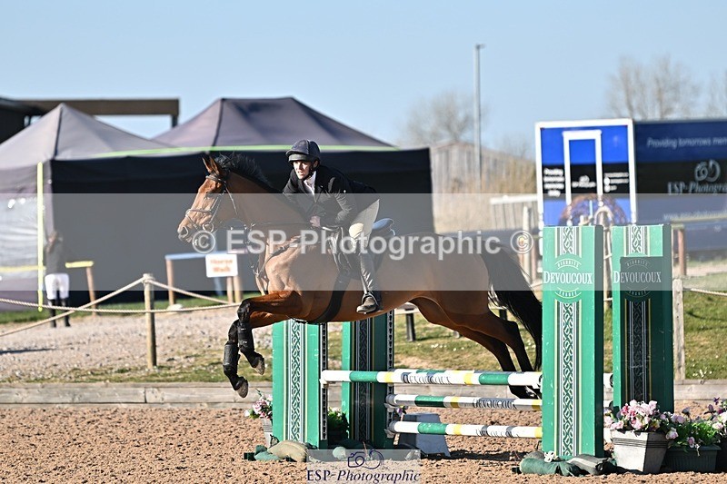 250401-171203-00307 - 70cm classes