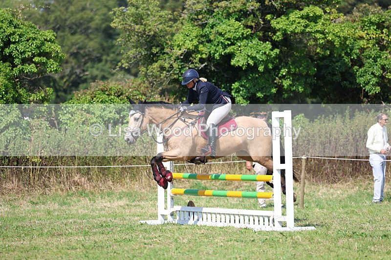 3E7A2080 - Class 3: Club 80cm Juniors and Seniors