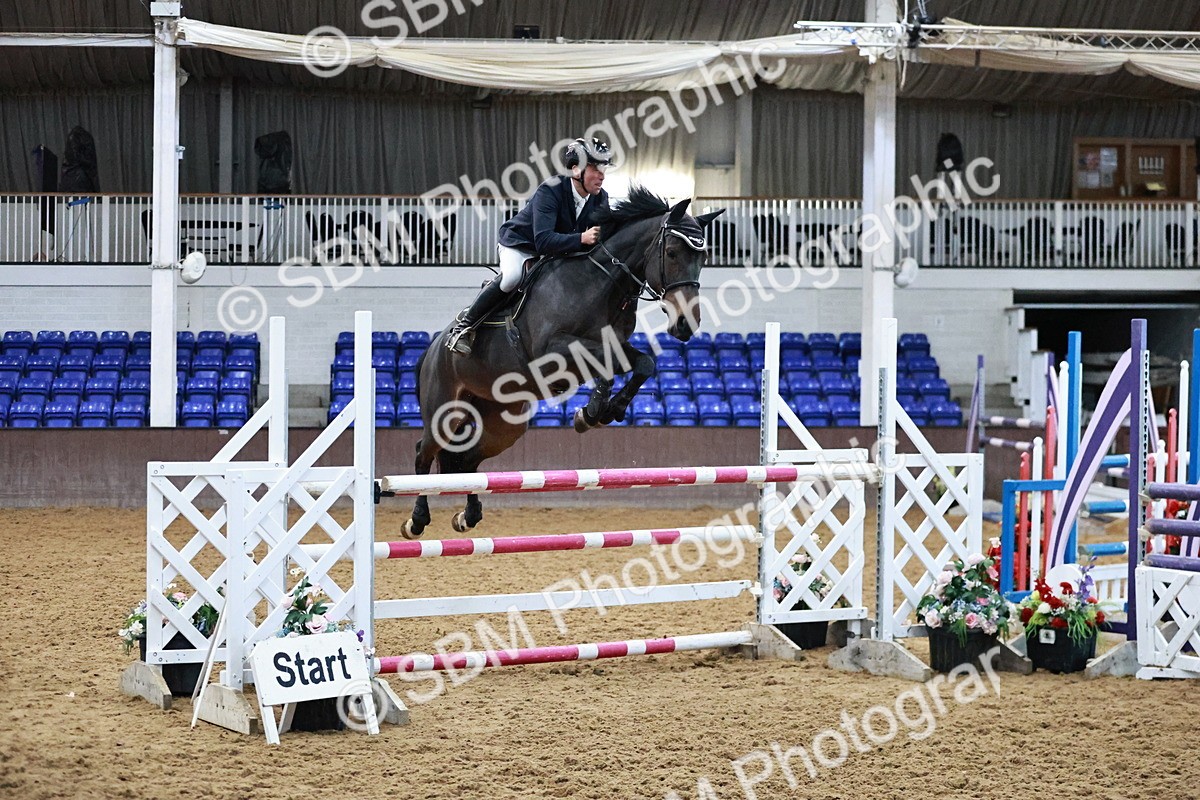 SBM_002010 - Class 5 - Senior Foxhunter 1.20m