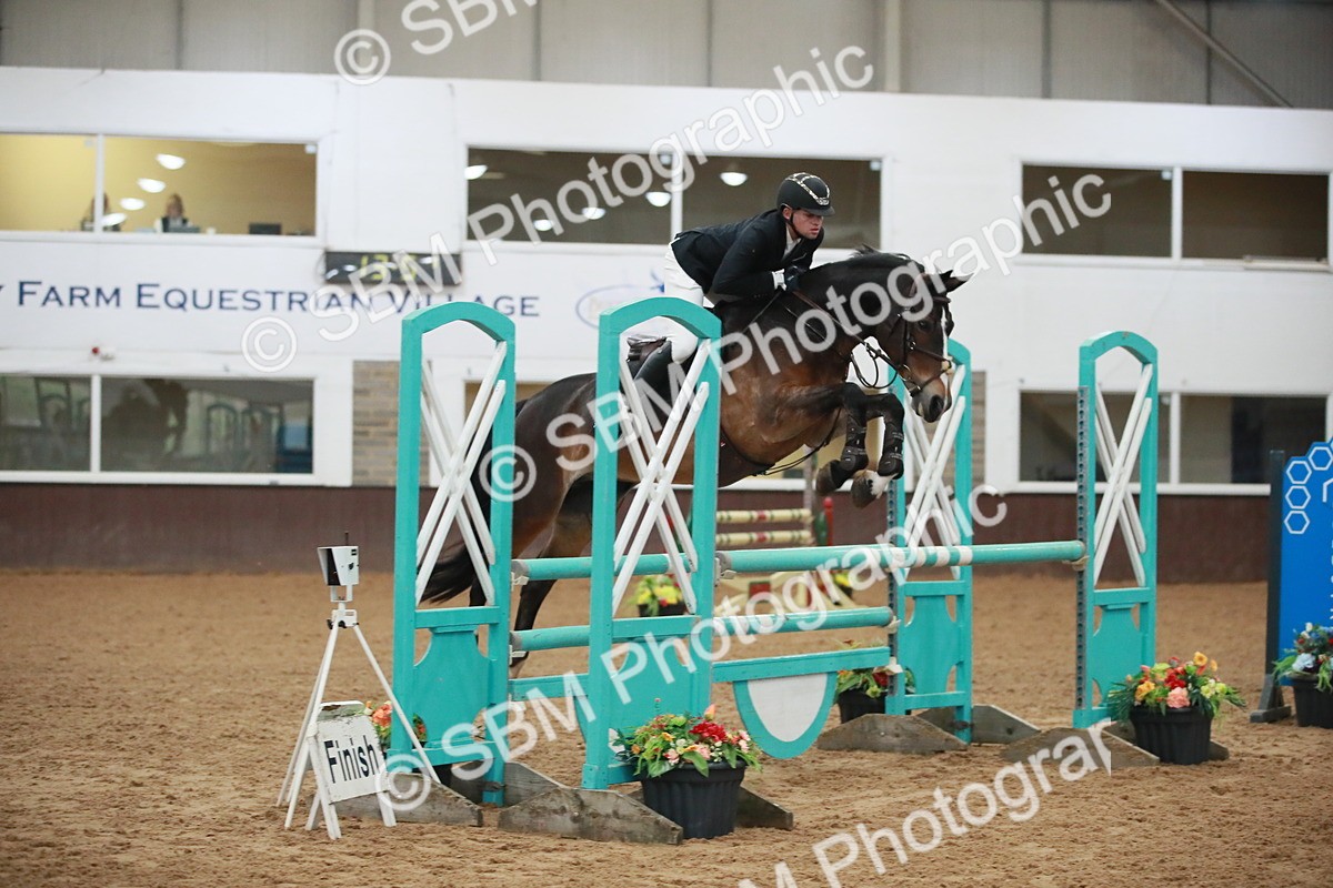 SBM_001032 - Class 4 - Senior Newcomers - 1.10m Open