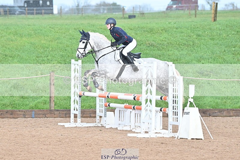 231203A-120705-01063 - Cls 18+19 Club and Schools 90cm