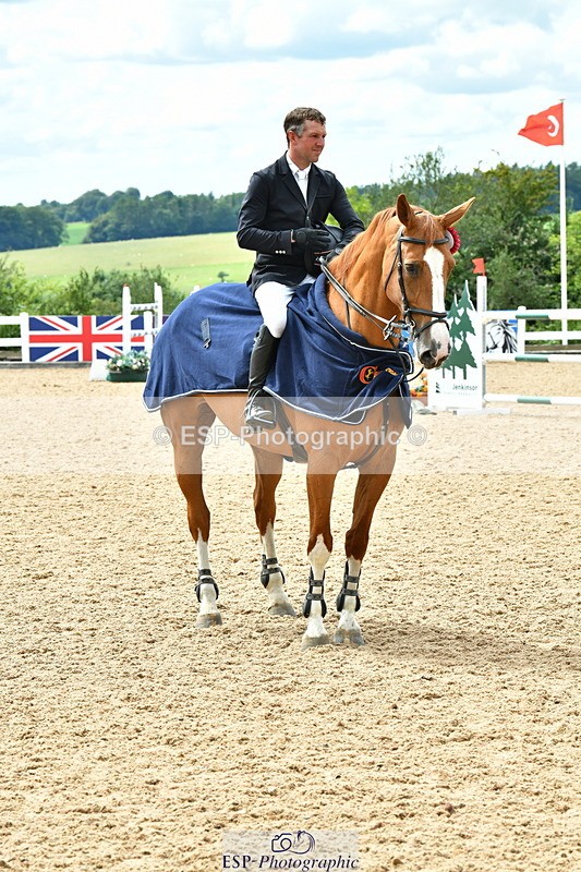 230721A-145147-07117 - Cls 22, 1 Star Gold 1.30m