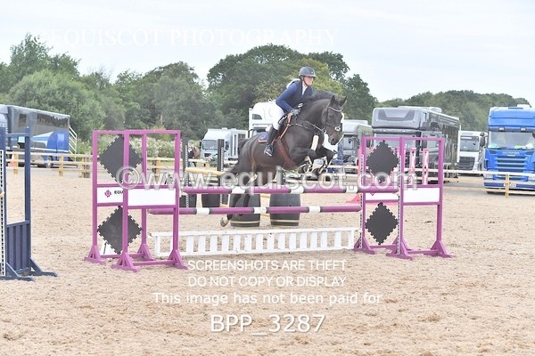 BPP_3287 - CLASS 5 Senior Newcomers/ 1.10m Open