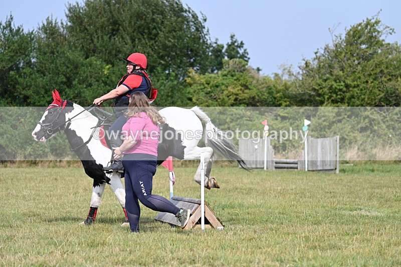 WJ7_6107 - 40cm XC Time 10:57 to 11:30