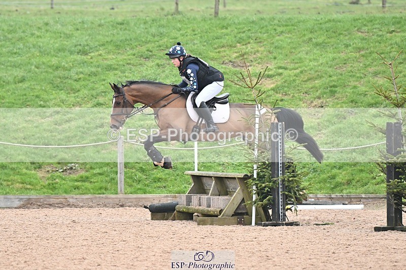 250118-141652-01487 - Cls 3A&B 90cm 13.20 to Coursewalk