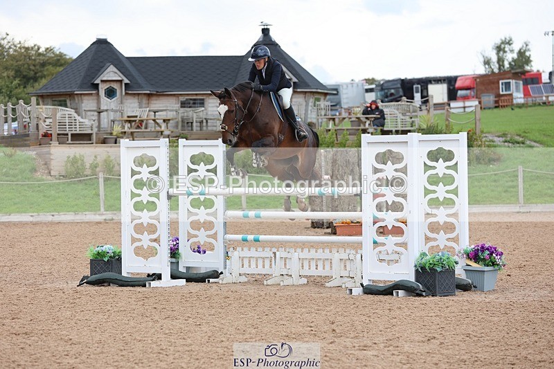 250911-122758-01468 - Cls 3 Snr Foxhunter