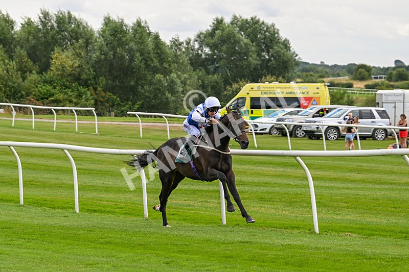 060824-Race 1-Hot Property-2396 - Race 1