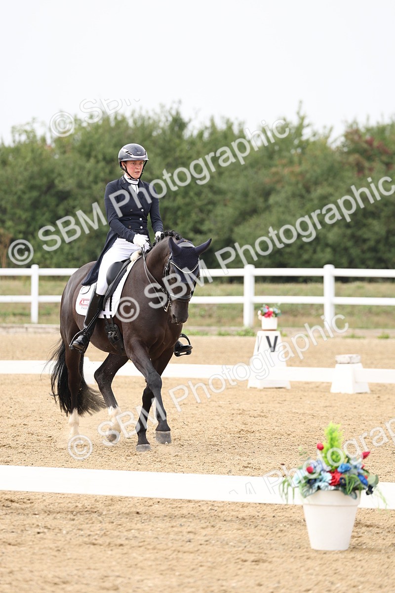 SBM_008214 - Class 10 - FEI INT I - 16.10-16.50