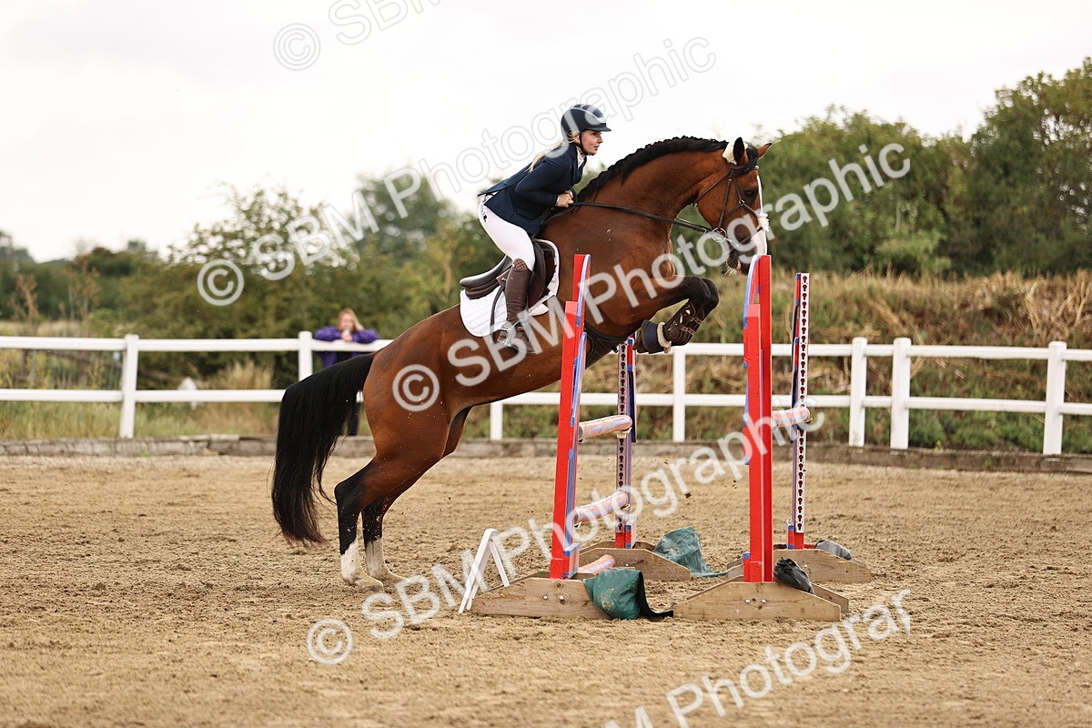 SBM_026421 - Class 12 - Amateur Championship Qualifier 1.05m