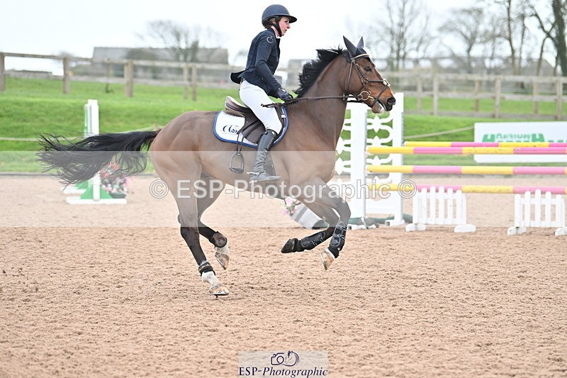 240405A-125217-01337 - Cls 3 Foxhunter