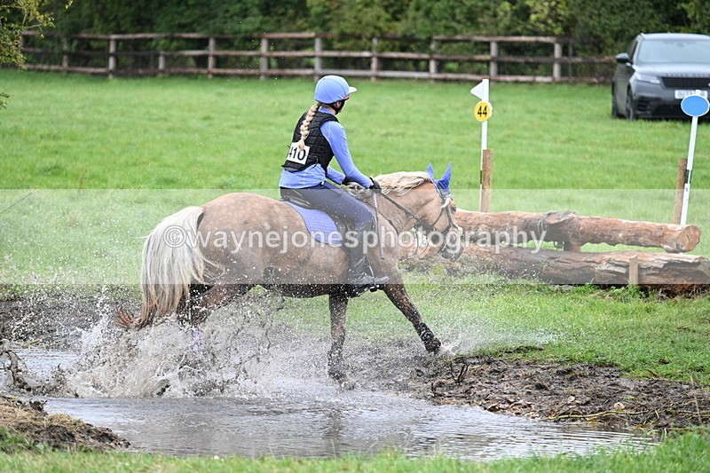 WJ7_1671 - Time at Photographer 13:13 to 13:26