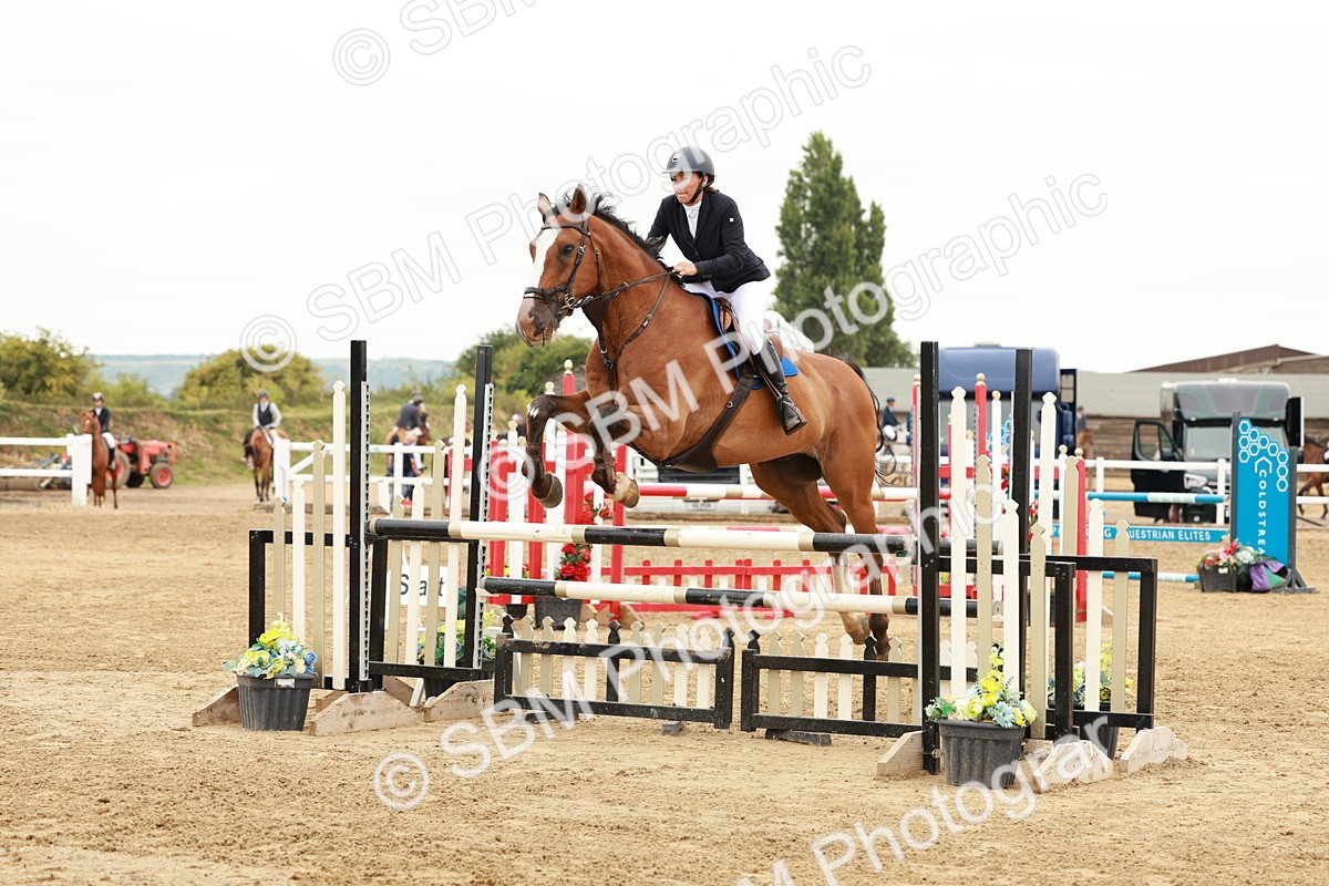 SBM_016717 - Class 20 - Senior Newcomers - 1.10m