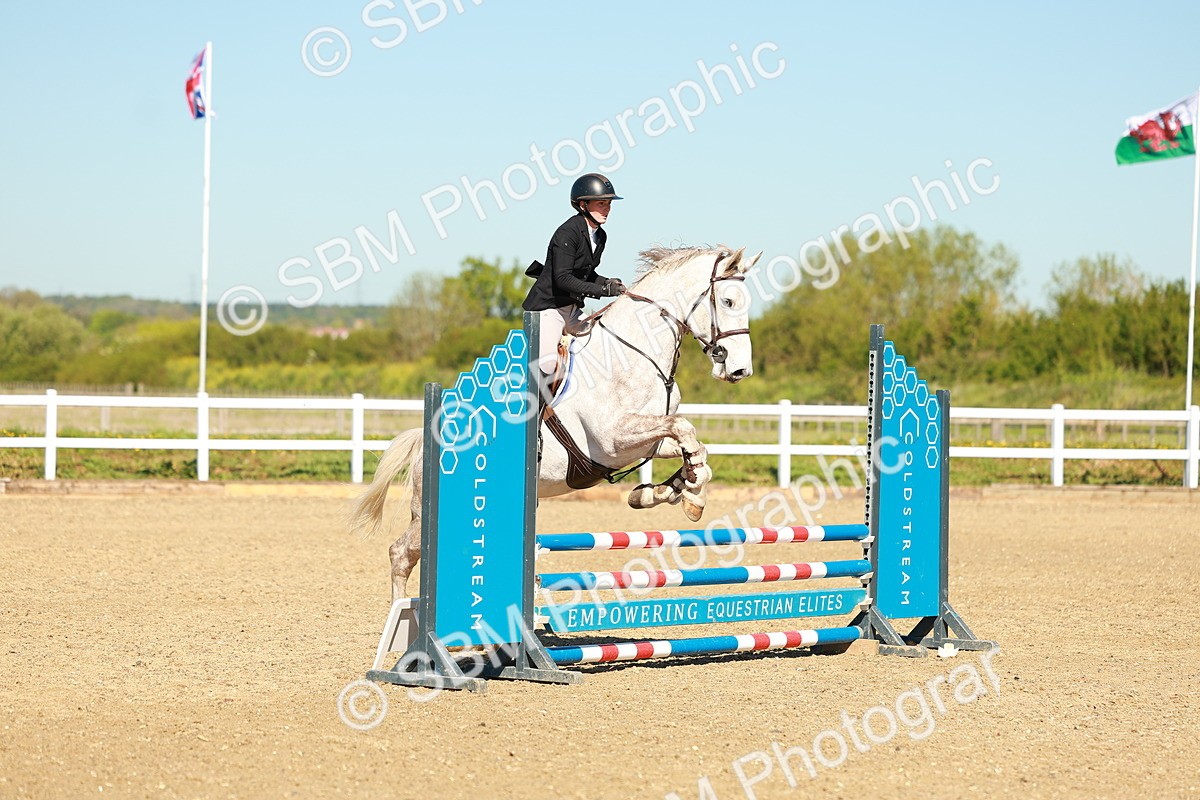 SBM_000121 - Class 1 - Clear Round