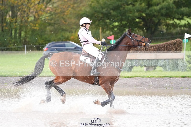 251024A-133025-11142 - B-149-Kate.Rowe