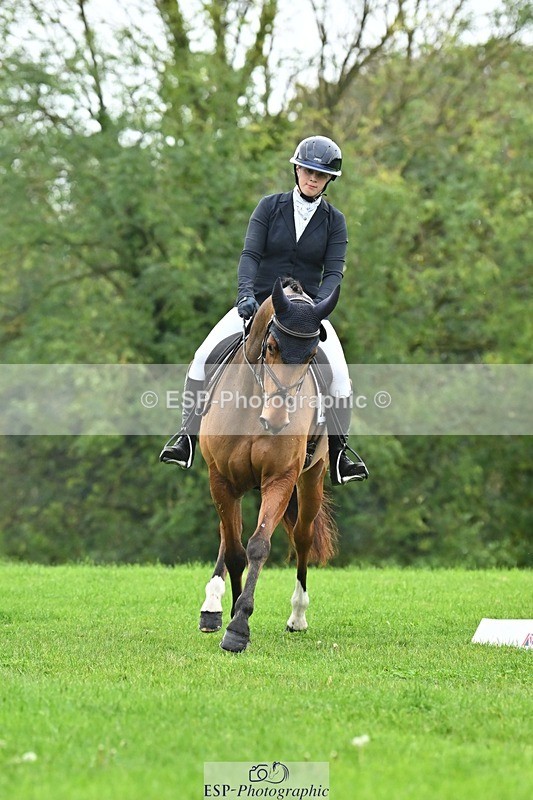 241024-133647-04161 - 328-Zara.Head-FOURFIELDS.LOVEHEART