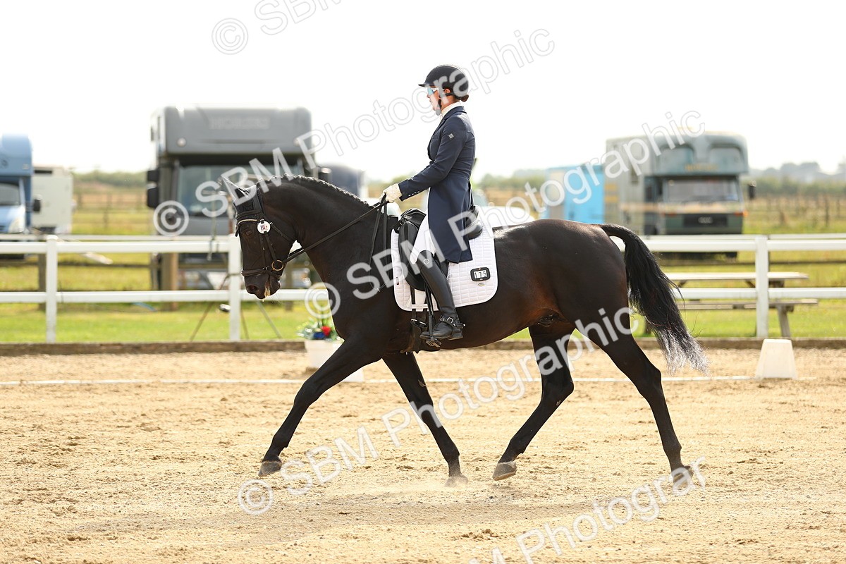 SBM_018302 - Class 11 - INT IN 15.40-16.12