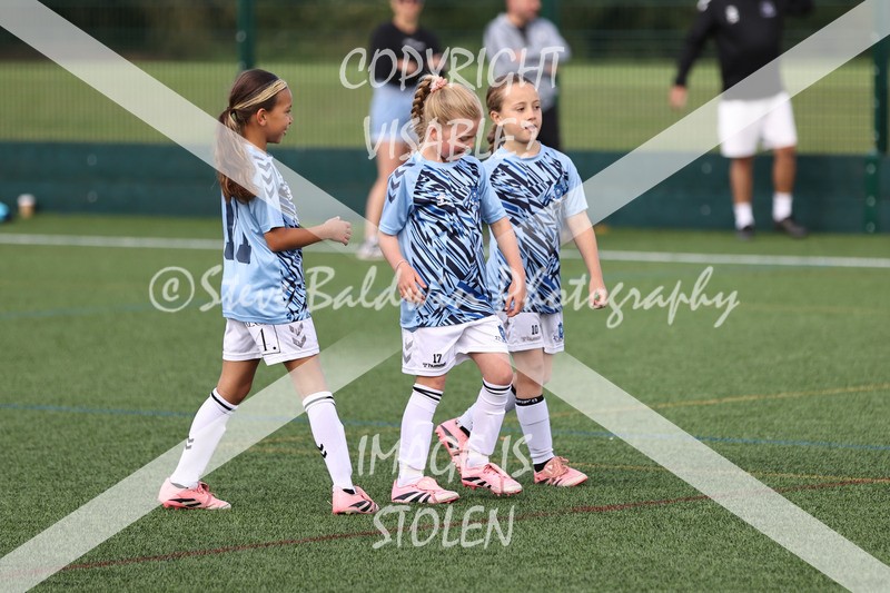 1DX30147 - Sat 13th U9 Girls