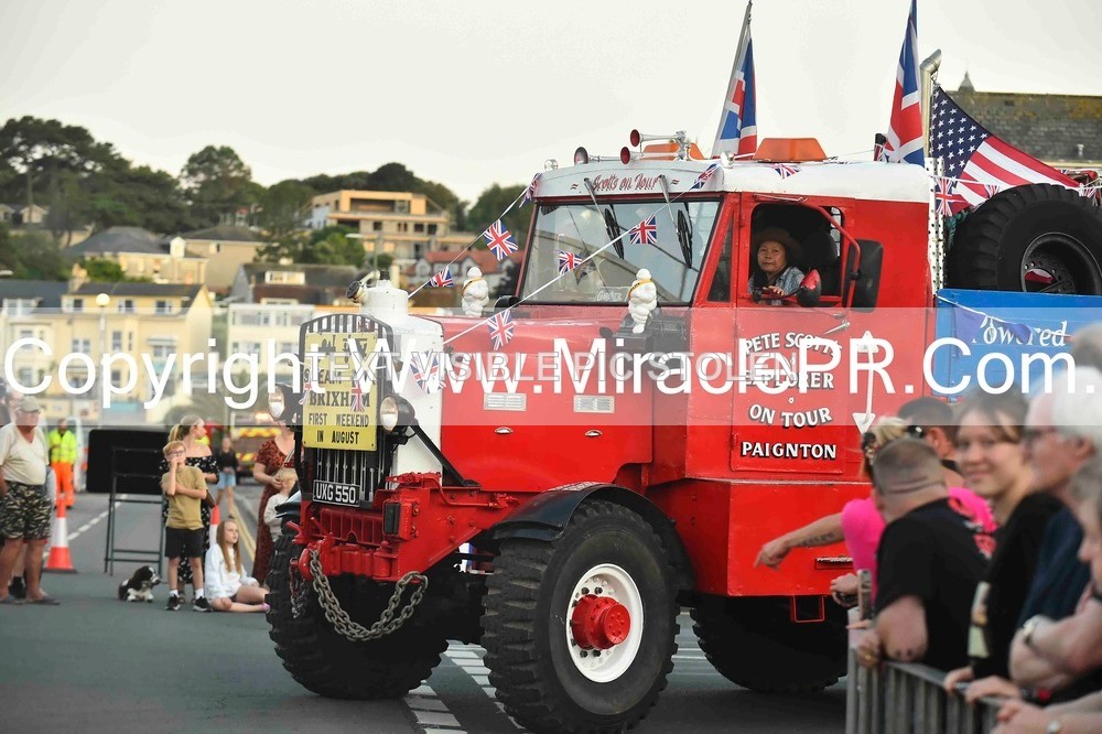 SH4_3983 - Carnival Procession.