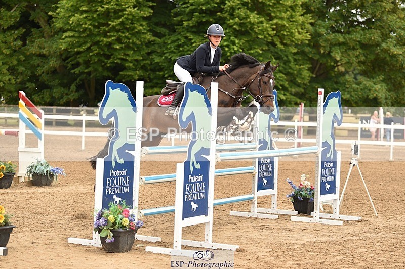 230618-135100-12811 - Cls 25 Pony Foxhunter & 1.10m Open
