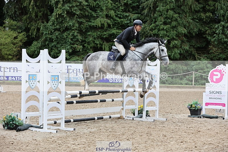 250705A-101753-13717 - Cls 33 Snr British Novice and 90cm Open