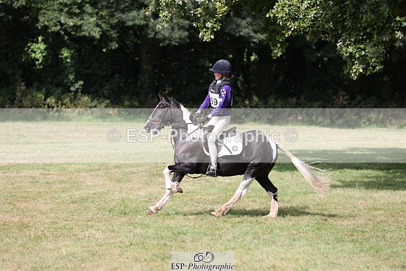 240825X-110547-32203 - 70cm XC 11.00 to 12.00