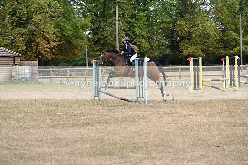 WJ6_0797 - Class 14 Intermediate Jumping 75cm