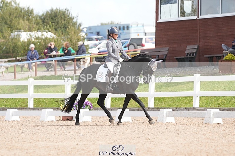 250906-120409-01694 - 011-Lee-Anne.PineMay.diamond