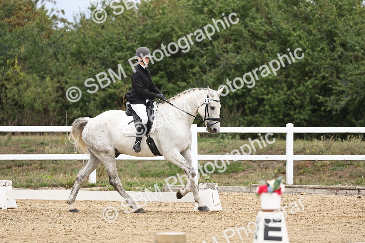SBM_003580 - Class 7 - Novice 2 Warm Up