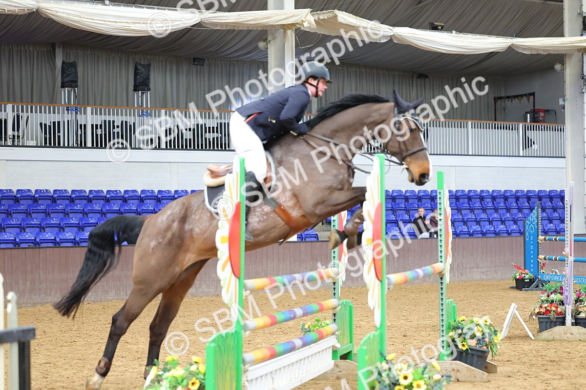 SBM_003002 - Class 8 - Senior Newcomers - 1.10m