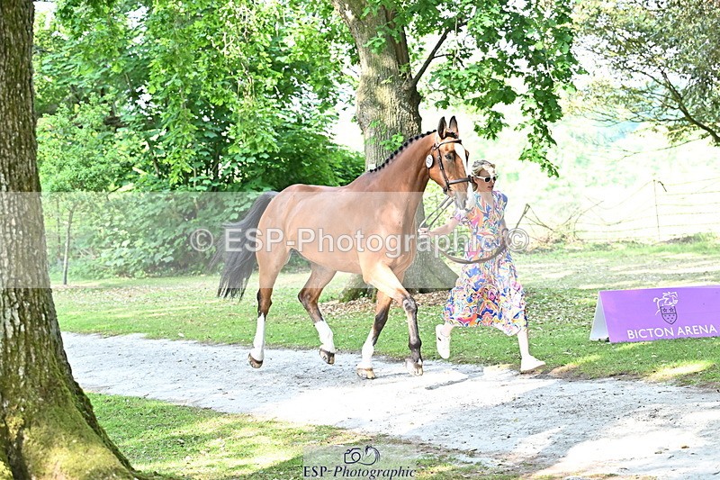 250521A-163422-01224 - C-233-Abbie.Burbidge-FEELING.FANTASTIC